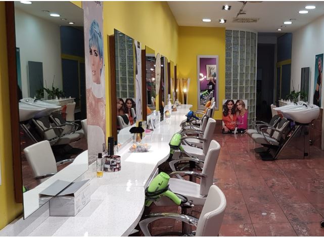 Se Traspasa Peluqueria Y Salon De Belleza Inmo Albero